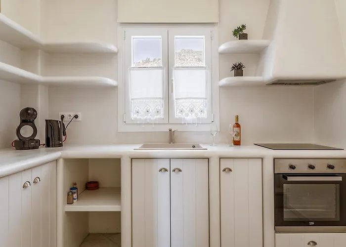 Aeolos Cleo فيلة Agkidia