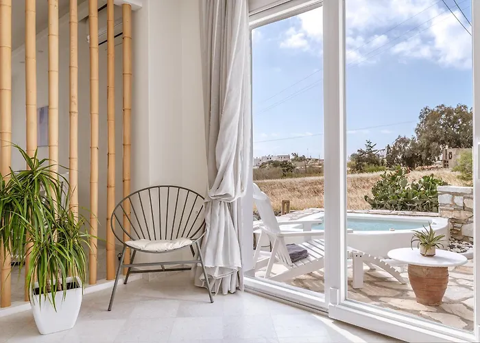 Aeolos Cleo فيلة